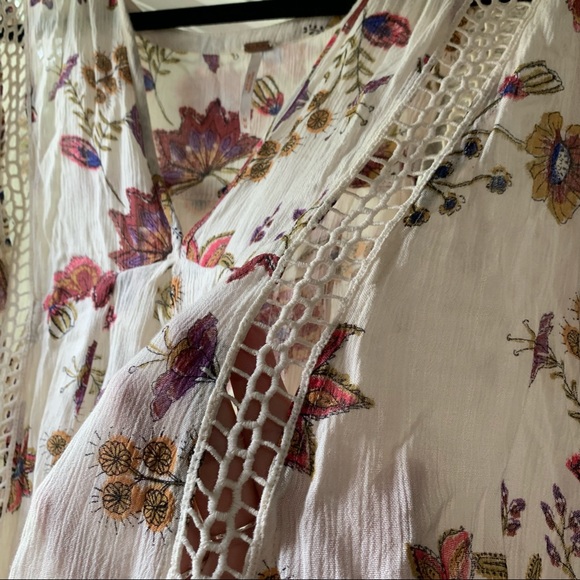 EUC Free People boho floral flowy tunic top - Picture 3 of 9